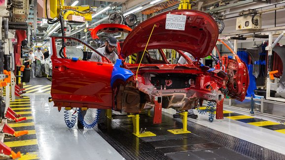 Nový Nissan Juke se začíná vyrábět. Navzdory hrozícímu brexitu vzniká v Británii