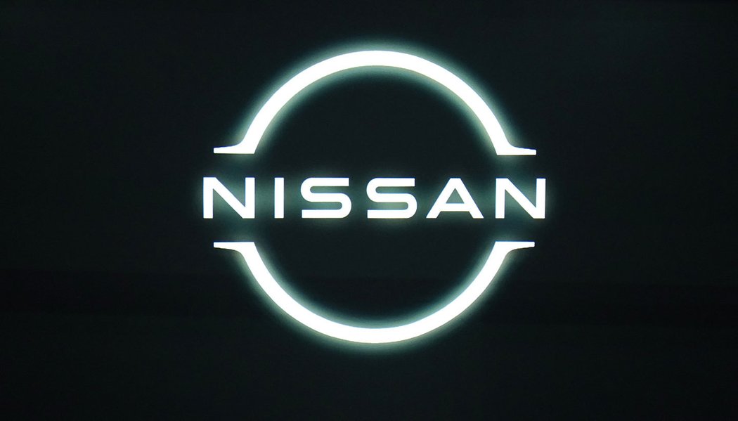 Logo Nissan