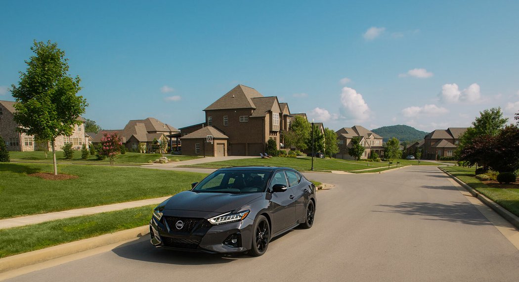 Nissan Maxima Platinum 40th Anniversary