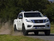 Nissan Navara 2.3 dCi AT Double Cab 