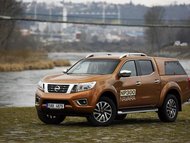 Nissan Navara 2.3 dCi 190 Double Cab 	