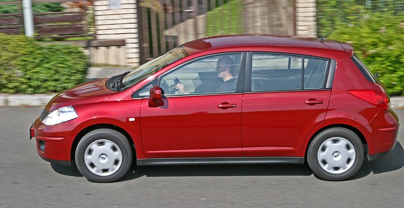 Nissan Tiida