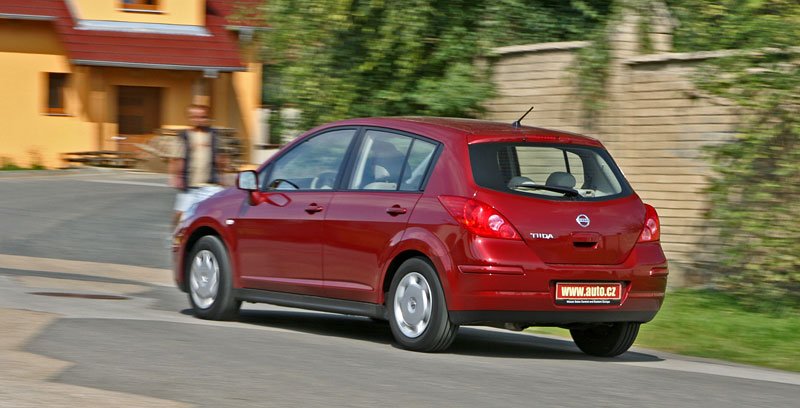 Nissan Tiida