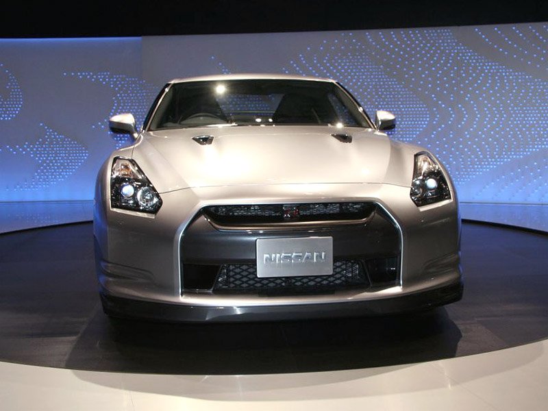 Nissan GT-R