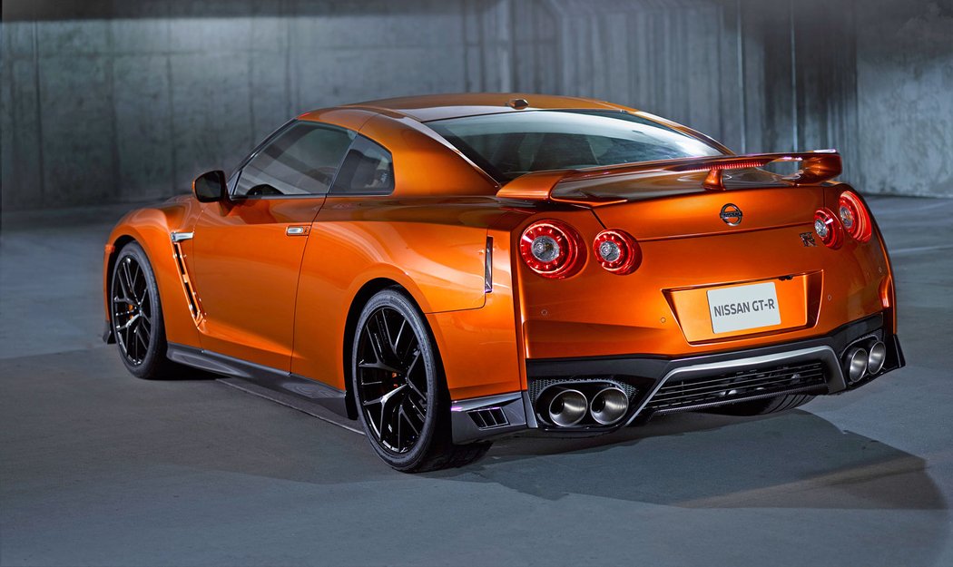 Nissan GT-R