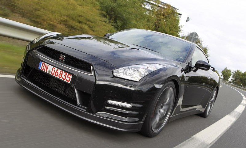 Nissan GT-R