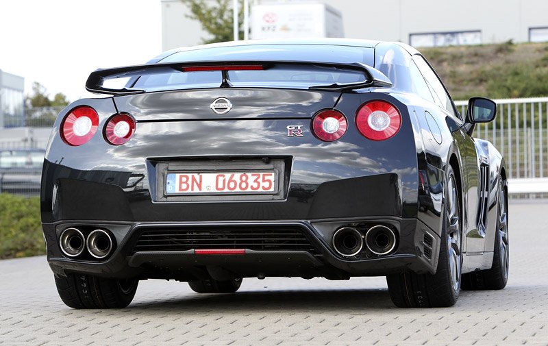 Nissan GT-R