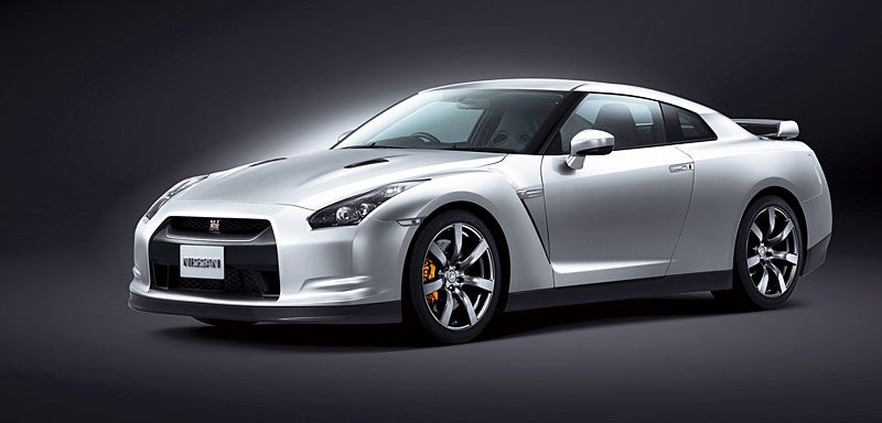 Nissan GT-R