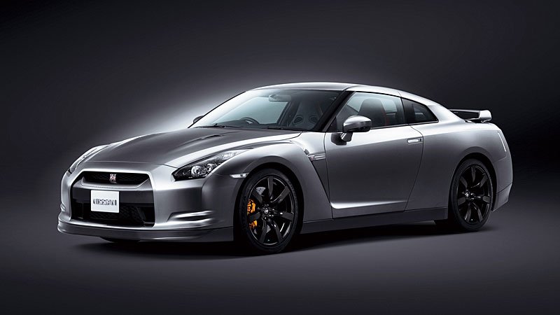 Nissan GT-R