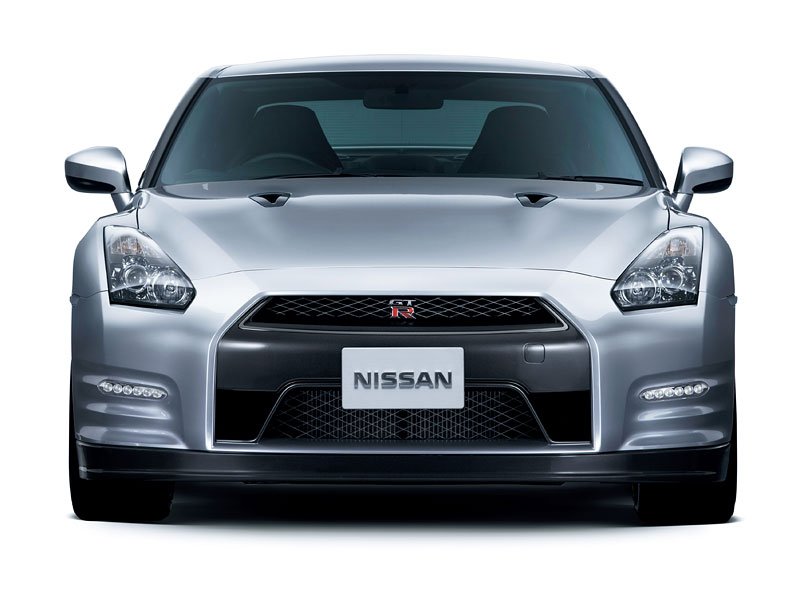 Nissan GT-R