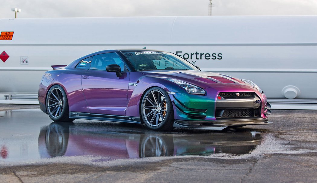 Nissan GT-R