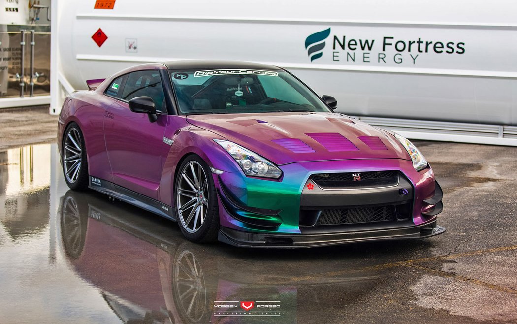 Nissan GT-R