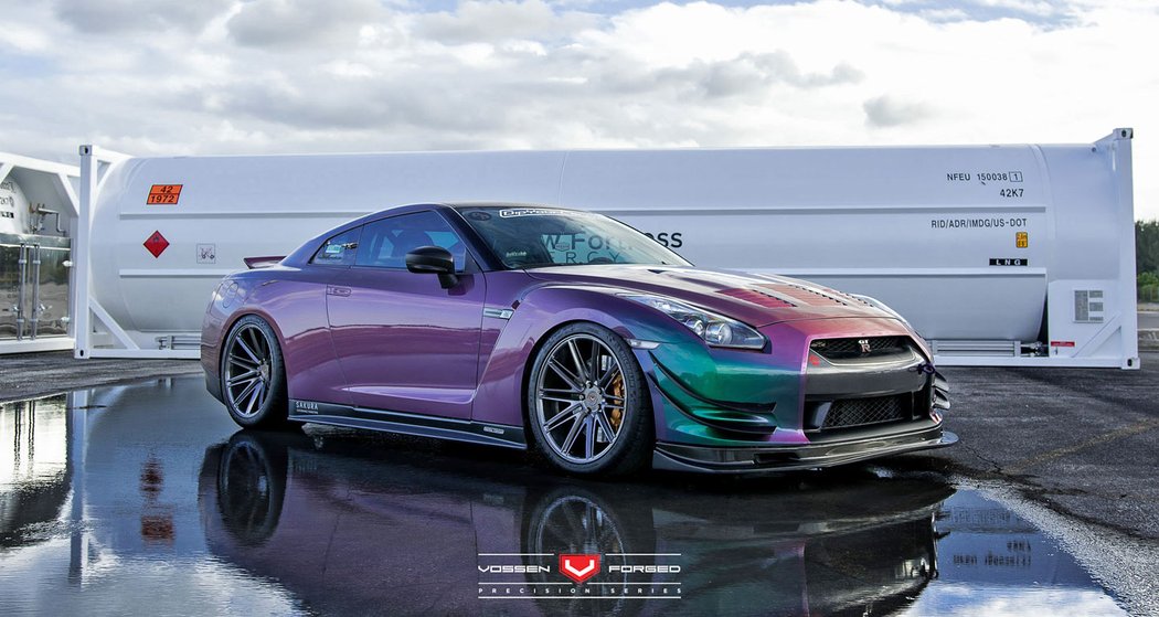 Nissan GT-R