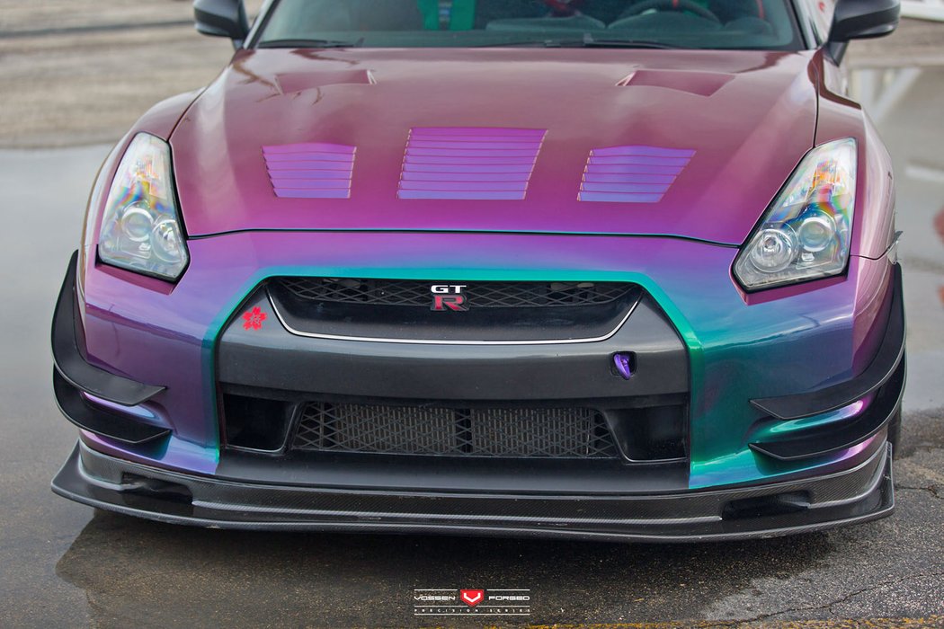 Nissan GT-R