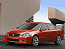 Nissan Altima SE-R na autosalonu v New Yorku