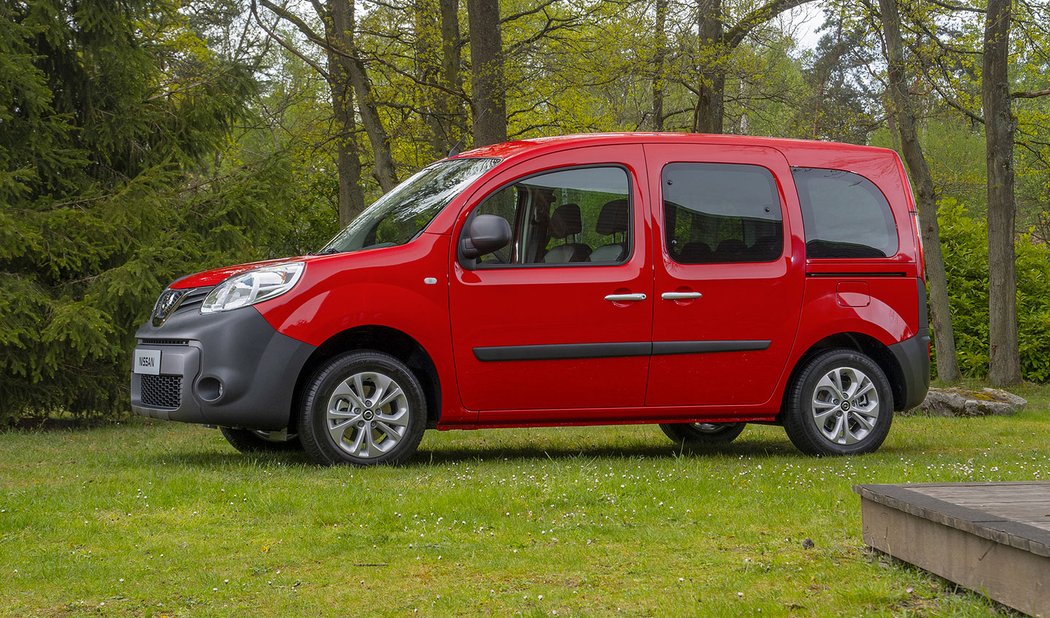 Nissan NV250