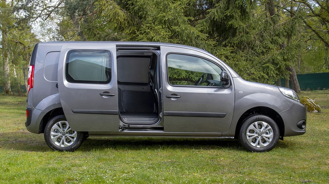 Nissan NV250