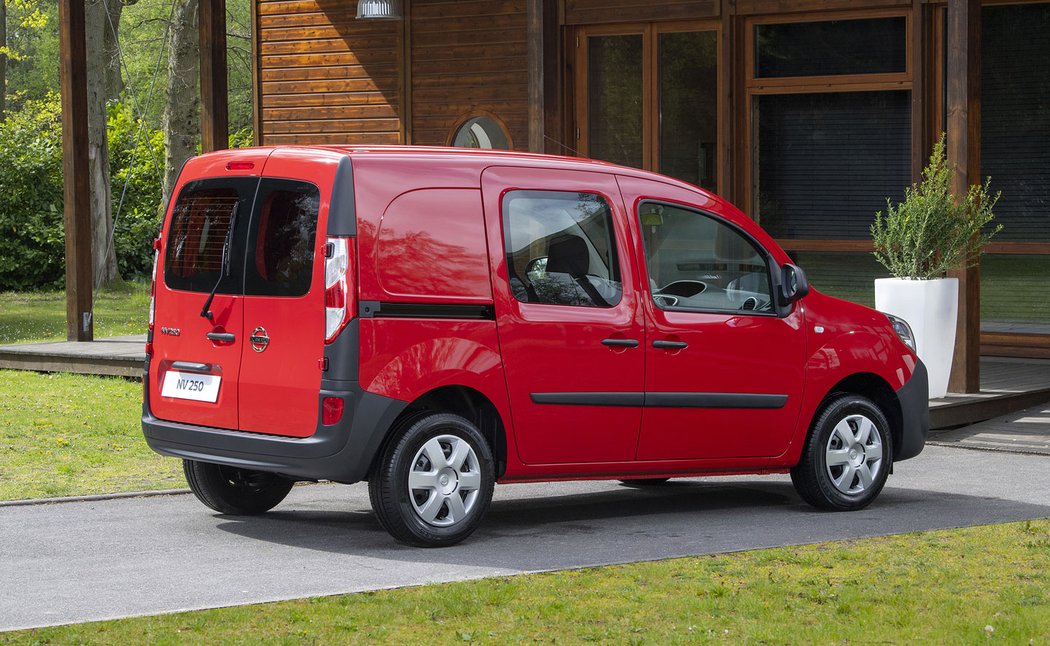 Nissan NV250