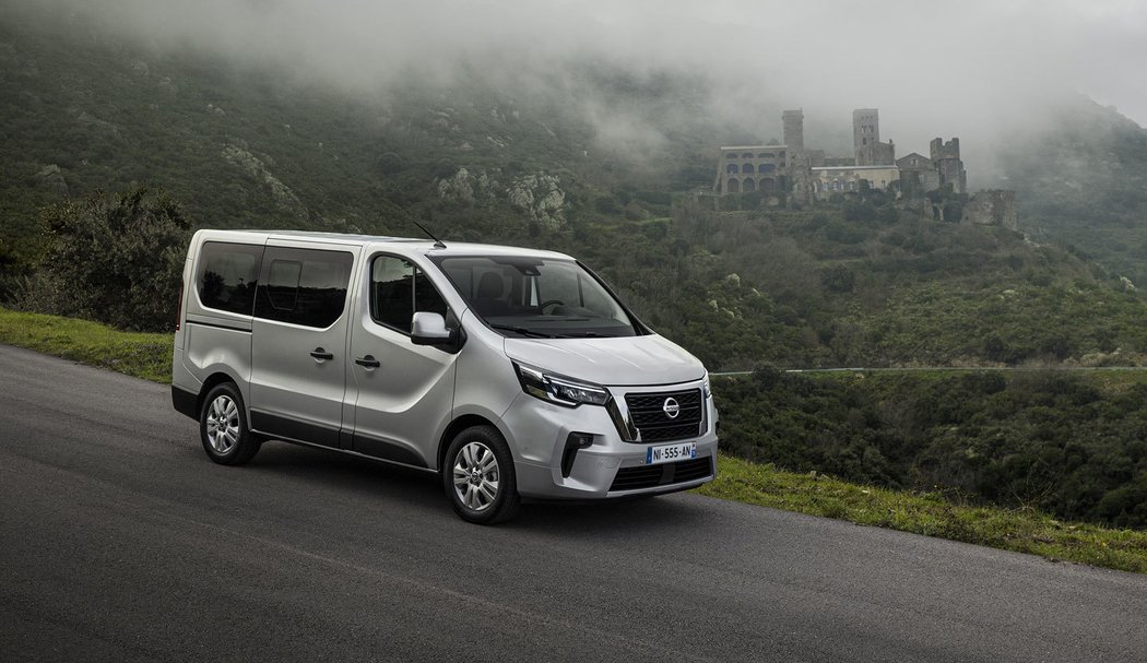 Nissan NV300 Combi