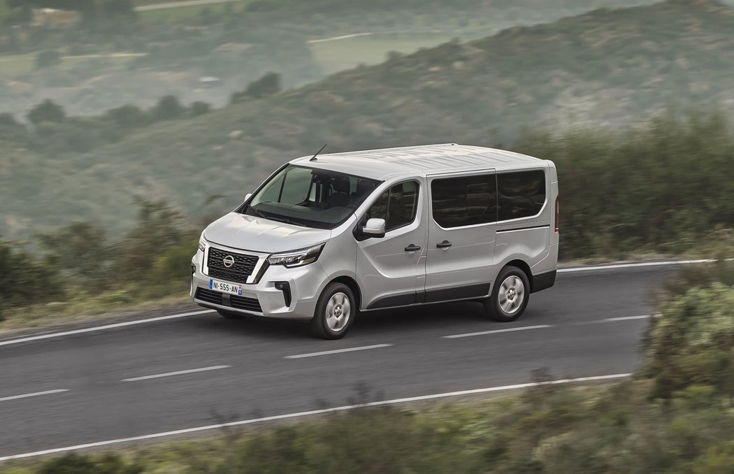 Nissan NV300 Combi