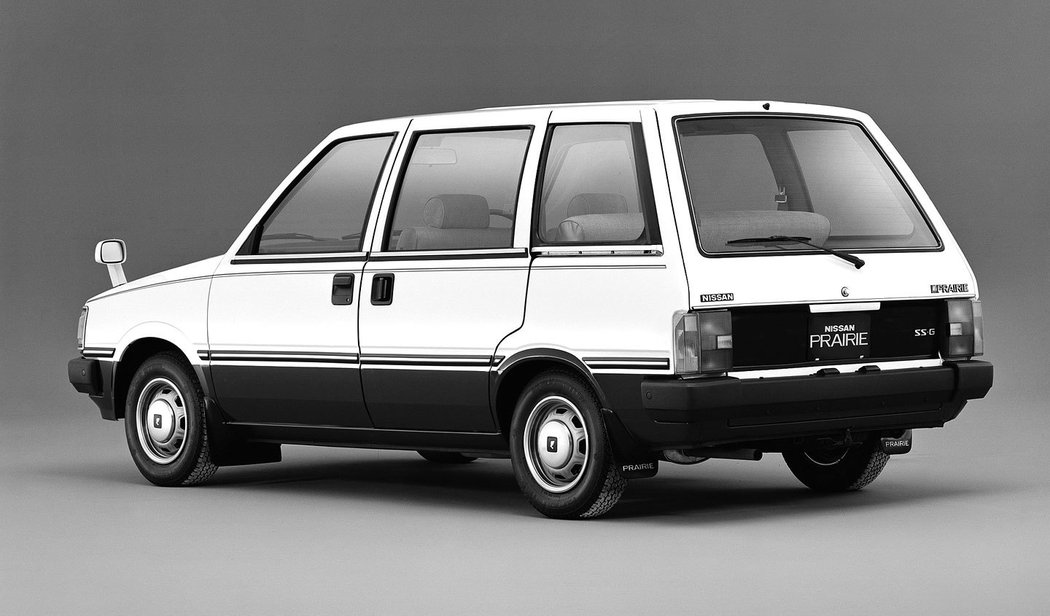 Nissan Prairie M10 (1981)