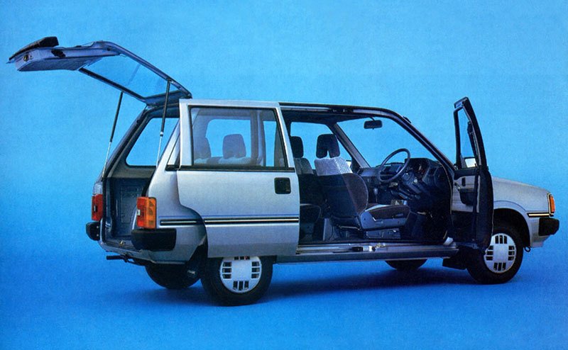 Nissan Prairie M10 (1984)