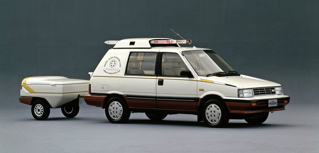 Nissan Prairie M10 (1985)