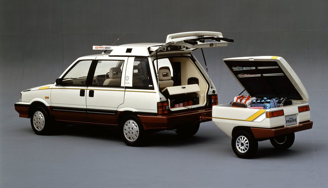 Nissan Prairie M10 (1985)