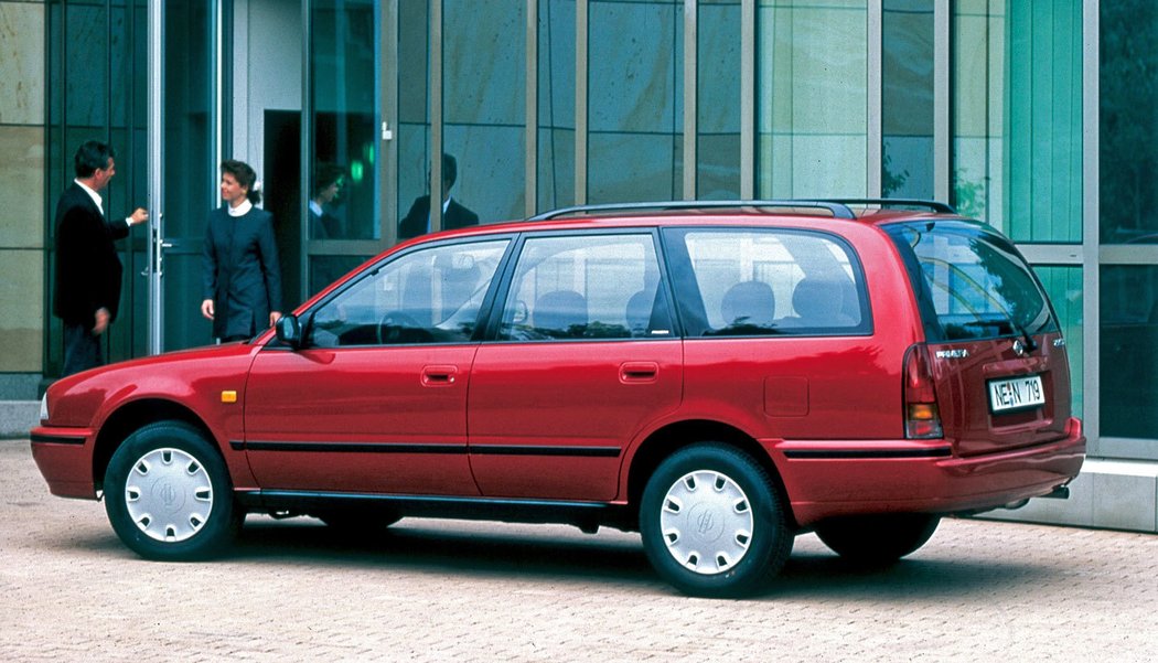 Nissan Primera Traveller (1990-1995)