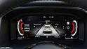 Testovaná motorizace má standardně 12,3“ digitální přístrojový štít, který lze nastavit do dvou zobrazení. Mapa se ukazuje, jen pokud zadáte cíl na navigaci. Testovaná motorizace má standardně 12,3“ digitální přístrojový štít, který lze nastavit do dvou zobrazení. Mapa se ukazuje, jen pokud zadáte cíl na navigaci.