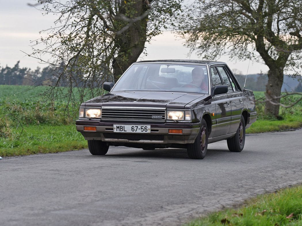 Nissan Laurel (1986)