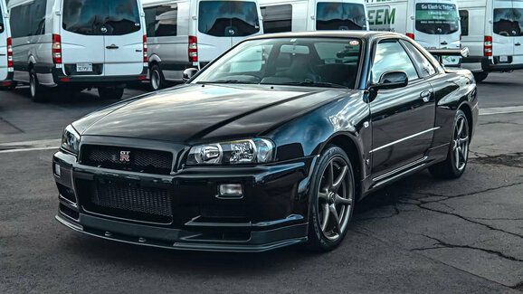 Vzácný Nissan Skyline GT-R M-Spec Nür je na prodej. Může stát přes 10 milionů