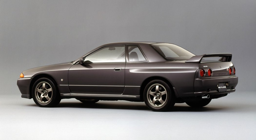 Nissan Skyline GT-R (BNR32) (1989–1994)