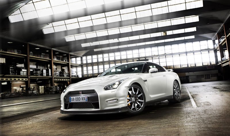 Nissan GT-R