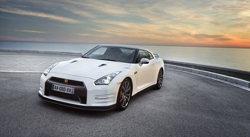 Nissan GT-R