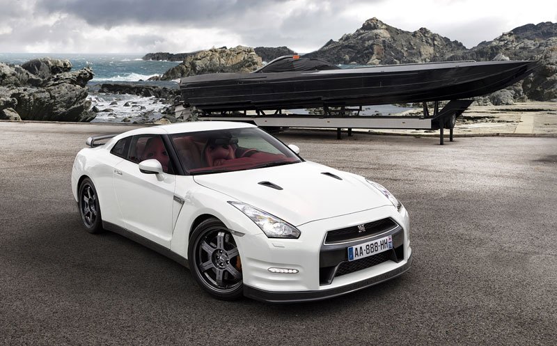 Nissan GT-R