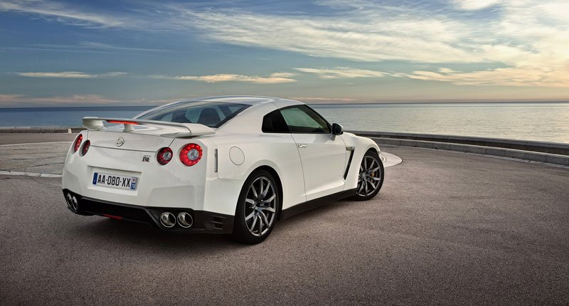 Nissan GT-R