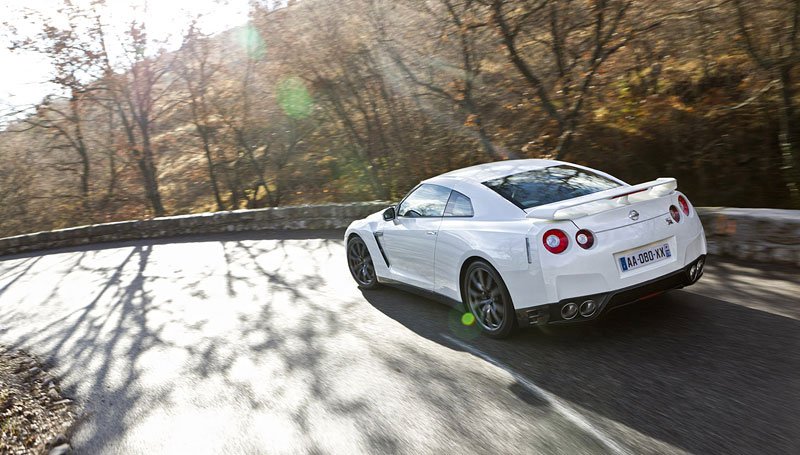 Nissan GT-R