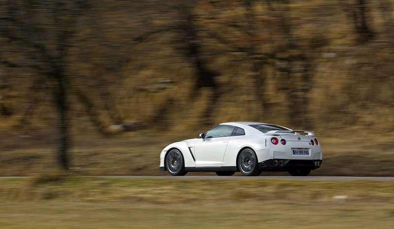 Nissan GT-R