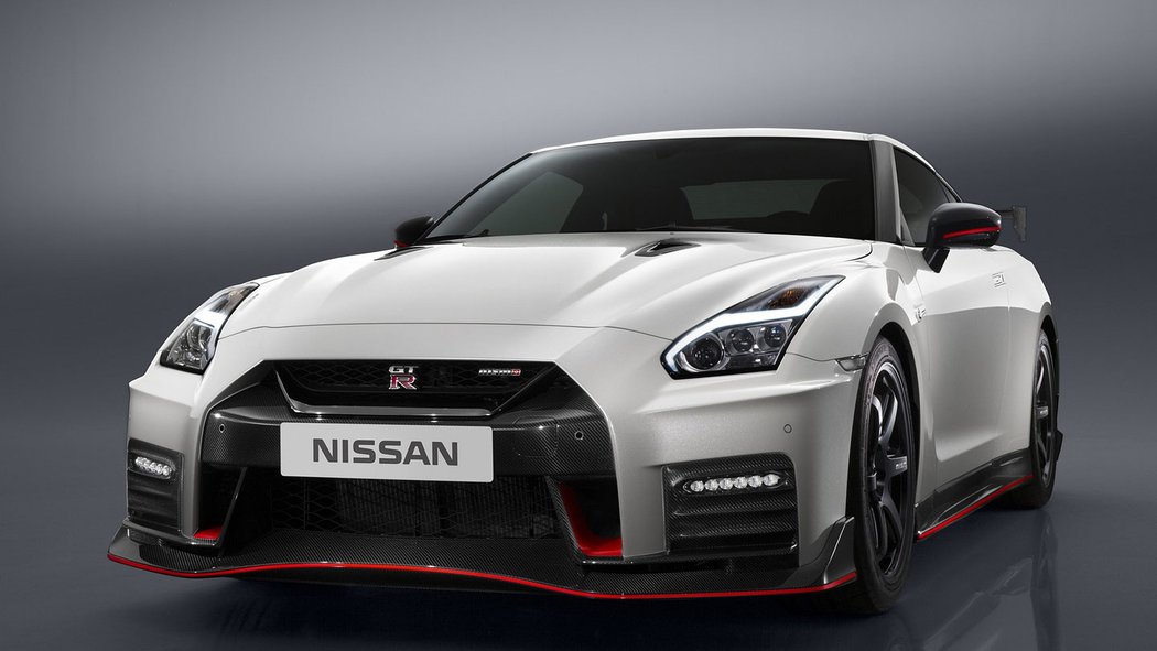 Nissan GT-R