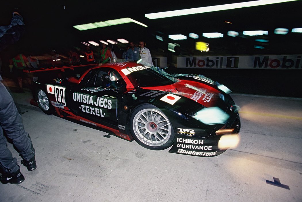 Nissan R390 GT1