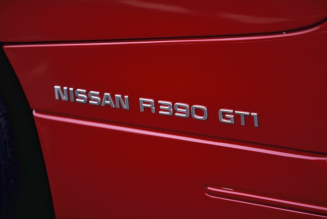 Nissan R390 GT1 - první prototyp