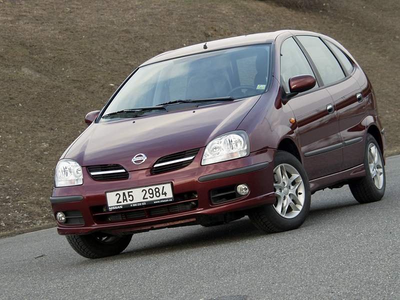 Nissan Almera Tino