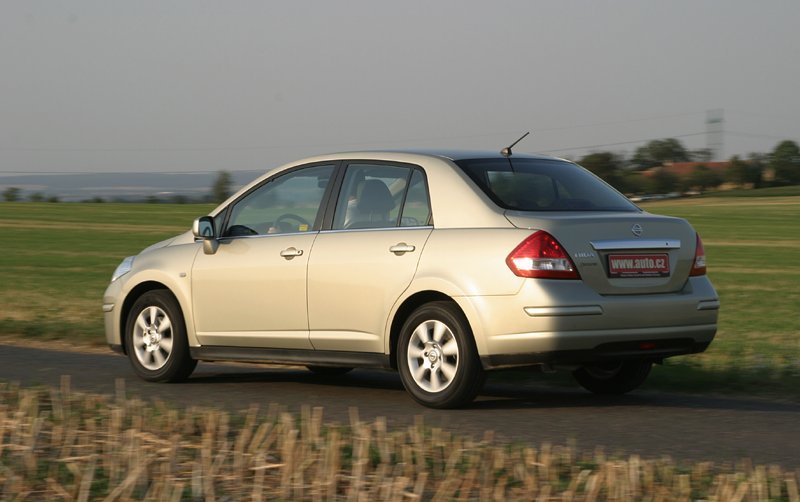 Nissan Tiida