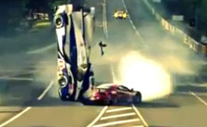 Video: V Le Mans se opět létalo vzduchem