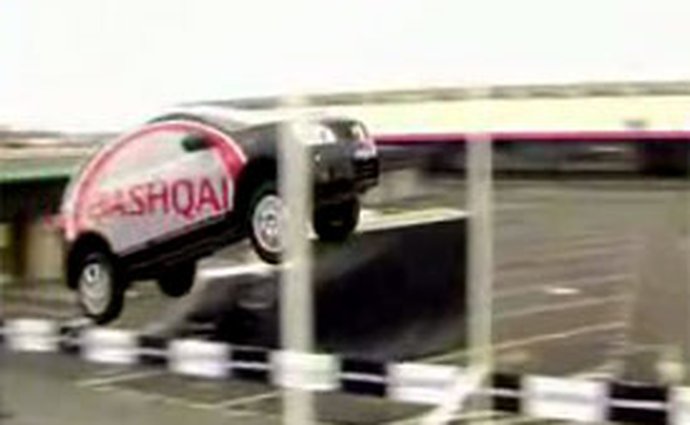 Video: Nissan Qashqai – Body za nízký let zůstávají doma
