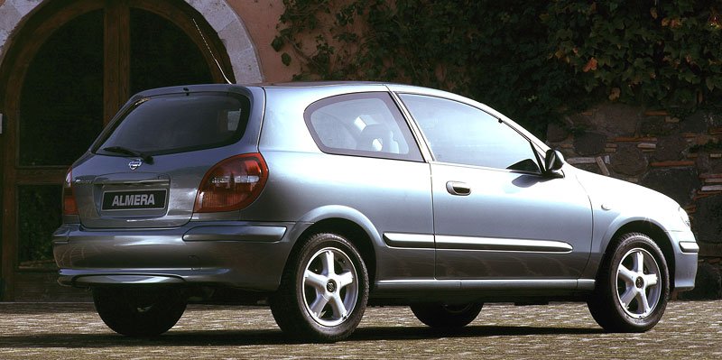 Nissan Almera