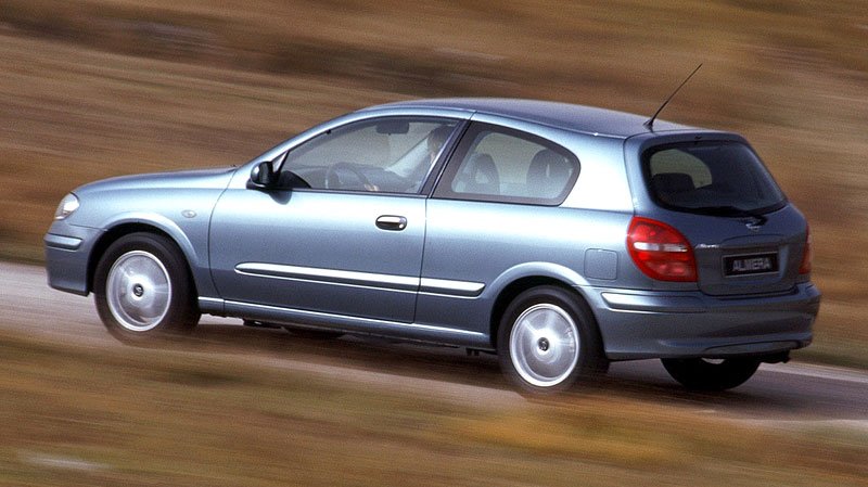 Nissan Almera