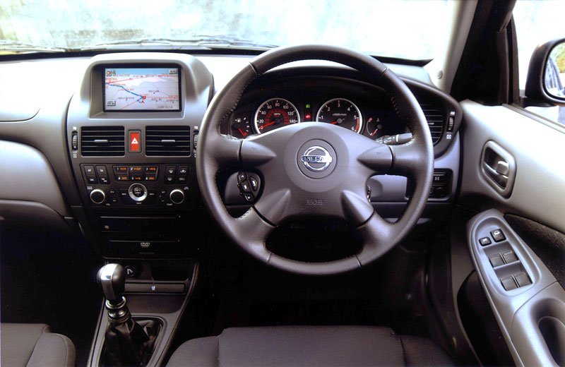 Nissan Almera