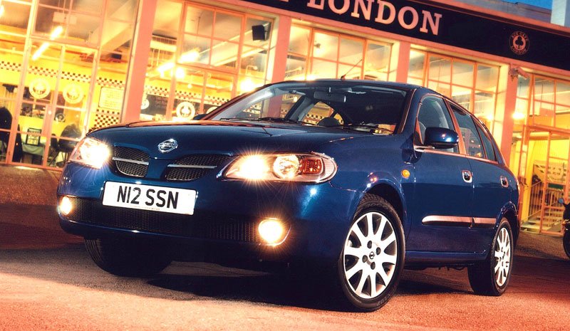 Nissan Almera